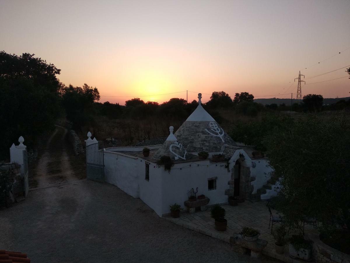Piccolo Trullo Ostunese Le Jardin De Sophie' Ostuni Kültér fotó